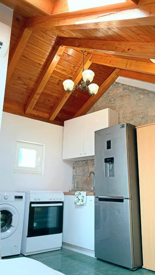 Laura Studio Apartman Mlini Kültér fotó